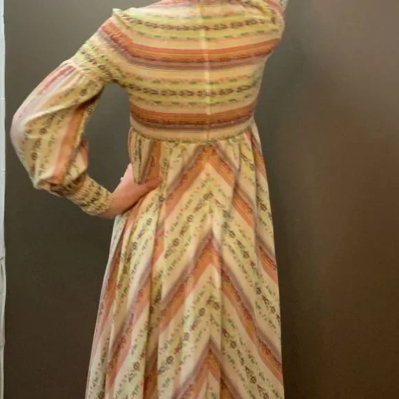 Vintage 70s Young Innocent by Arpeja Prairie Cottagecore Printed Maxi Dress Wome - Picture 3 of 7